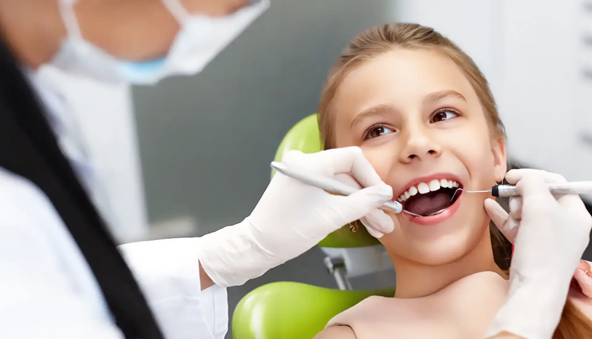 Sigillature dentali per bambini - la soluzione preventiva contro le carie - Dr. Emanuele Ciulli - Odontoiatria Estetica e Infantile, Roma